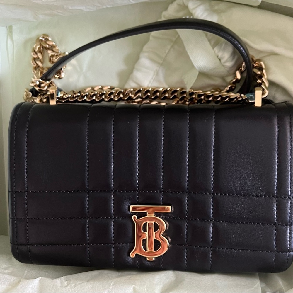 New burberry black lola leather quilted handbag
